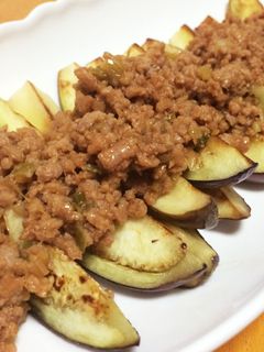 【焼きナスの肉味噌がけ】-レシピのメイン写真