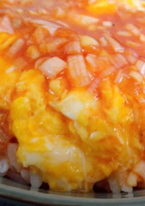お手軽！旨い！ふわふわ卵のチリソース丼-レシピのメイン写真