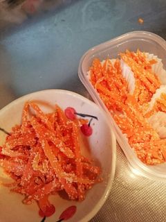バターでこくうま。人参のタラコ炒め♪-レシピのメイン写真