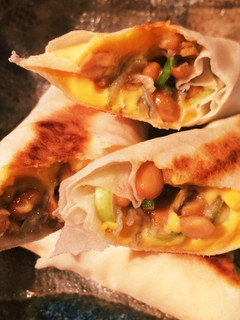 簡単!納豆とチーズの焼き春巻-レシピのメイン写真