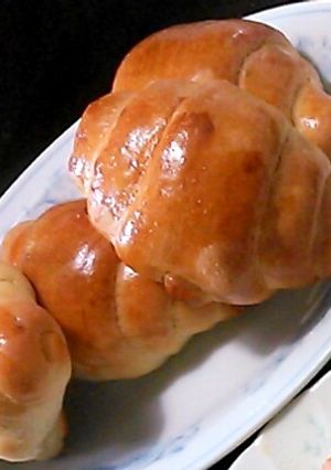 ふんわり♥豆乳バターロール-レシピのメイン写真