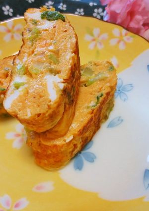 簡単☆お弁当にシャキッ♪セロリ入り卵焼き-レシピのメイン写真