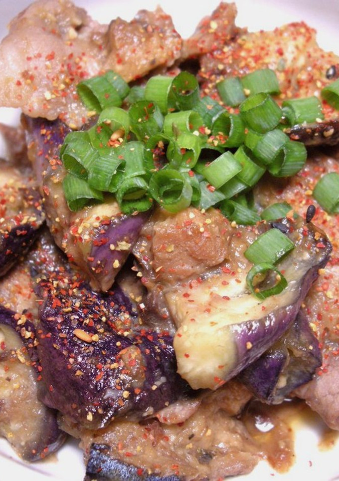 鯖の味噌煮缶と豚肉と茄子の炒め物-レシピのメイン写真