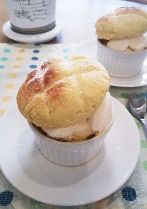 焼きたて☆メロンパンアイスカップケーキ-レシピのメイン写真