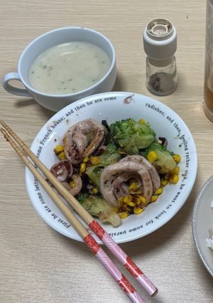 ブロッコリーとイカのバター炒め-レシピのメイン写真