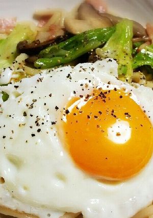 キャベツベーコンのめんつゆバターうどん-レシピのメイン写真