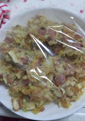 【離乳食手づかみ】パクパクキャベツ焼き-レシピのメイン写真