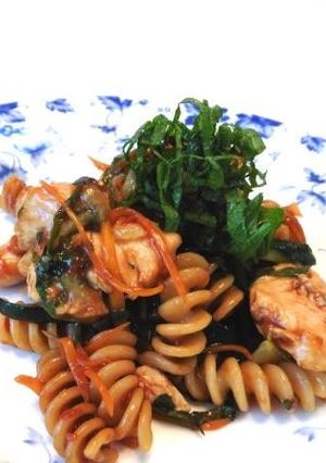 鶏ささみとショートパスタの梅味噌サラダ-レシピのメイン写真