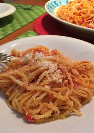 カリッと焼いたパンチェッタでトマトパスタ-レシピのメイン写真