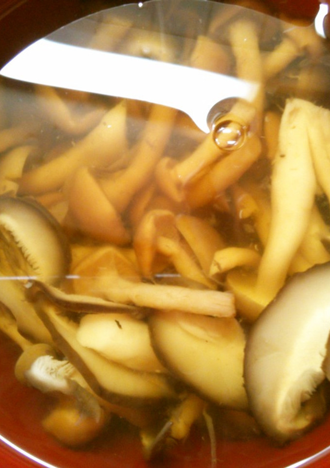 簡単 なめこと椎茸 しめじの お吸い物！-レシピのメイン写真