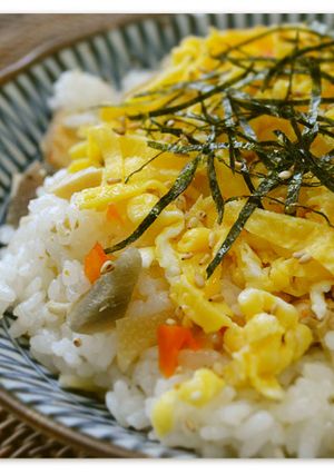 ＊筑前煮でリメイク・簡単ちらしずし＊-レシピのメイン写真