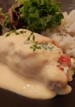 チキンのリコッタトマト詰め〜チーズソース-レシピのメイン写真