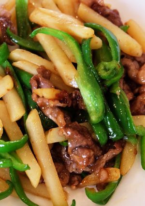 牛薄切り肉でジャガイモ入り青椒肉絲-レシピのメイン写真