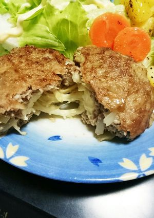 簡単チーズインハンバーグ-レシピのメイン写真