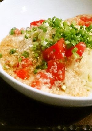 マルちゃん冷麺で、トマとろ冷麺♪-レシピのメイン写真