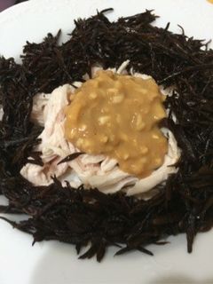 ひじきと茹で鶏のゴマ和え-レシピのメイン写真