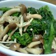 菜の花ときのこのバター炒め