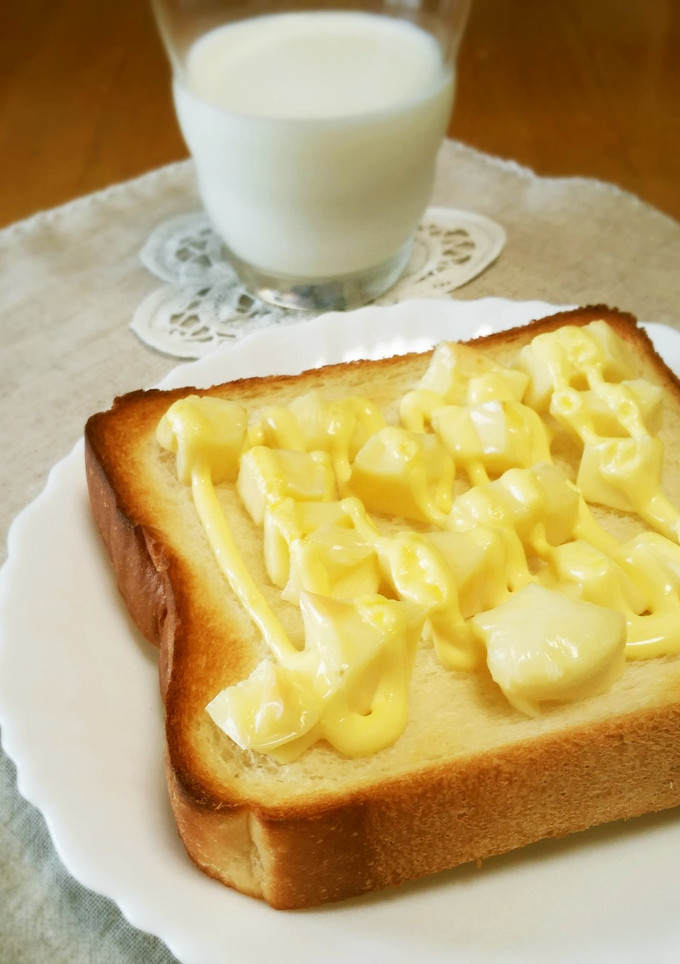 プロセスチーズとマヨ☆ふわとろトースト-レシピのメイン写真