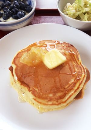1人朝ごはん☆ふんわりホットケーキ-レシピのメイン写真