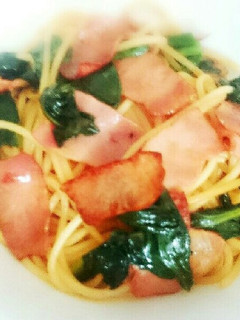 *ホウレン草とベーコンの醤油パスタ*-レシピのメイン写真