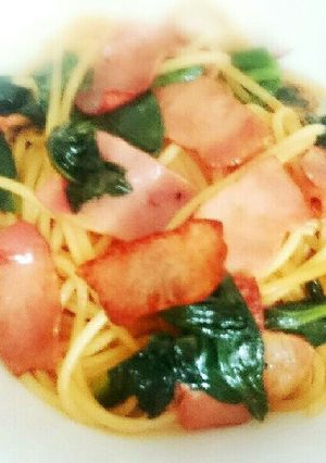 *ホウレン草とベーコンの醤油パスタ*-レシピのメイン写真