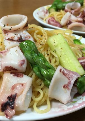 簡単ヤリイカ入り和風ペペロンチーノ-レシピのメイン写真