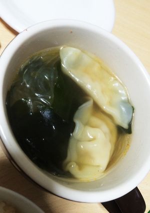 ヘルシーに節約！春雨餃子スープ-レシピのメイン写真