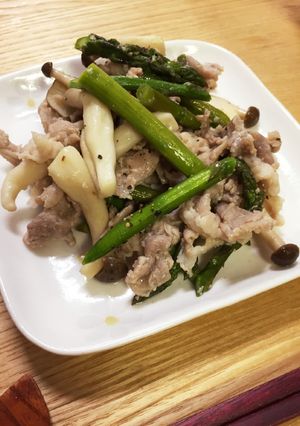 ご飯がススム！アスパラのバタポン炒め-レシピのメイン写真