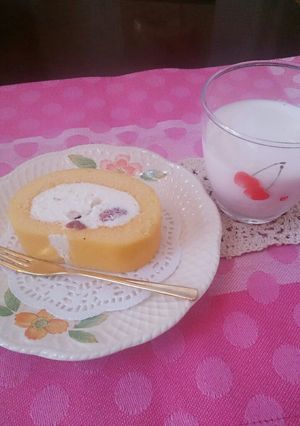 いちごのロールケーキ-レシピのメイン写真
