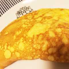 ヘルシーおやつ♡メレンゲふわふわオムレツ-レシピのメイン写真