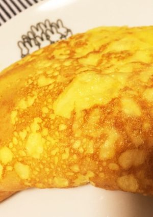 ヘルシーおやつ♡メレンゲふわふわオムレツ-レシピのメイン写真