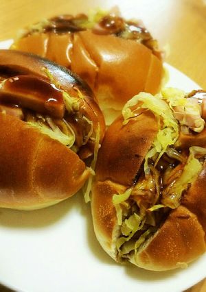 材料３つ！キャベツと魚肉ソーセージパン☆-レシピのメイン写真