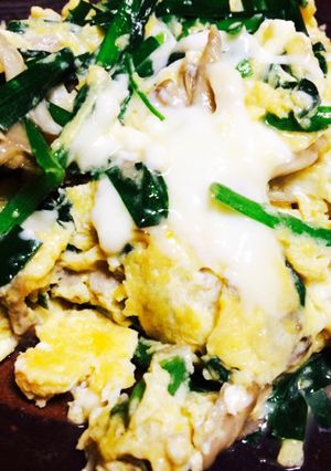 副菜 簡単 舞茸の旨味ニラ玉-レシピのメイン写真