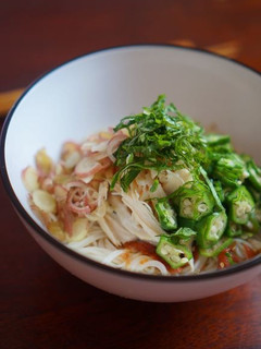茹で鶏で☆梅風味そうめん-レシピのメイン写真