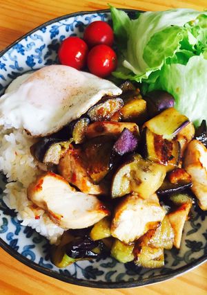 茄子と鶏肉のピリ辛炒めワンプレートランチ-レシピのメイン写真