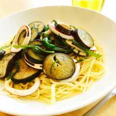 รูปของ かんたん♪イカとナスのパスタ