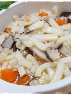 離乳食完了期 鶏ミンチとしいたけのうどん-レシピのメイン写真