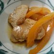 パプリカと鳥もも肉を炒めてみた。