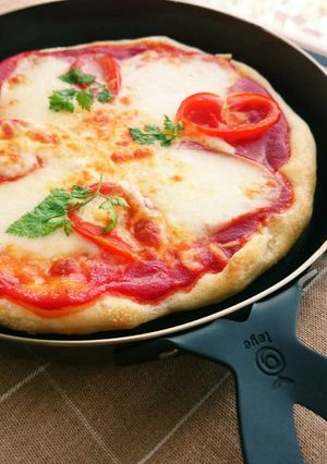 フライパンで簡単✾釜焼き風マルゲリータ-レシピのメイン写真