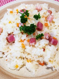 炊飯器で作るベーコンのピラフ-レシピのメイン写真