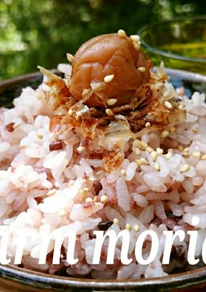 ねこまんまに梅干しON！梅おかかごはん-レシピのメイン写真