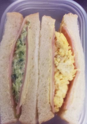 朝食に◆簡単！2色彩サンドイッチ-レシピのメイン写真