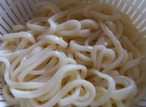 乾麺のうどんがもっちり生麺みたいに！？-レシピのメイン写真