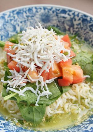 具は切るだけ、冷やしぶっかけ塩らーめん-レシピのメイン写真