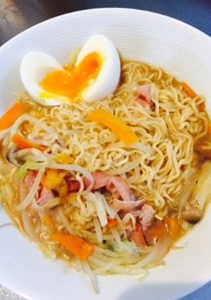 サッポロ一番みそラーメン-レシピのメイン写真