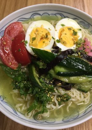 夏野菜で・冷やしぶっかけ塩ラーメン-レシピのメイン写真