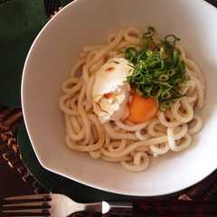 รูปของ 簡単ランチ♪クリームチーズの釜玉うどん