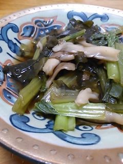 小松菜とわかめと舞茸の煮浸し-レシピのメイン写真
