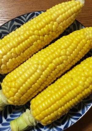 レンジで2分☆簡単！とうもろこしの茹で方-レシピのメイン写真