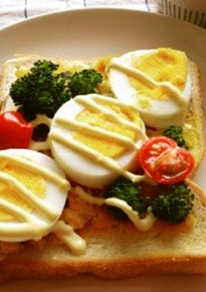 かぼちゃサラダの残りでオープントースト-レシピのメイン写真
